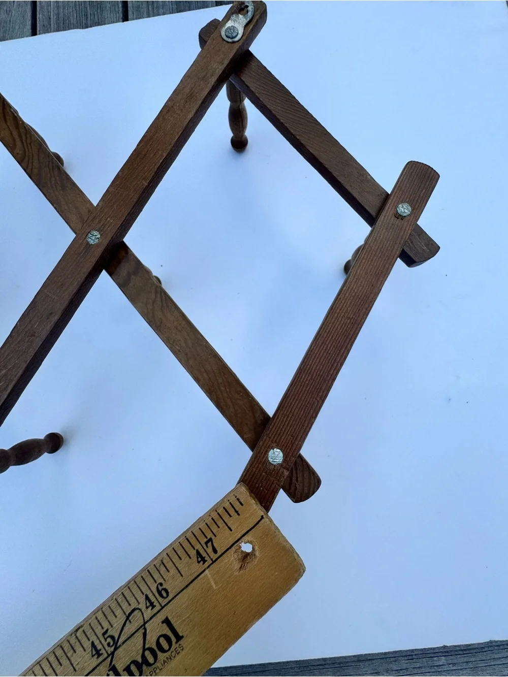 Vintage 10 Peg Wooden Accordion Wall Rack cup hat Expandable Hanger cottagecore